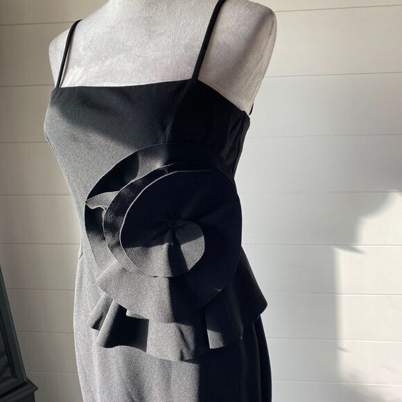 Betsy & Adam Women's Short spandex flower trim Dress Size 4 - Picture 9 of 11